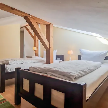 Brise Lindenstrasse App 08 *